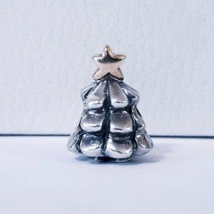Pandora Christmas tree charm